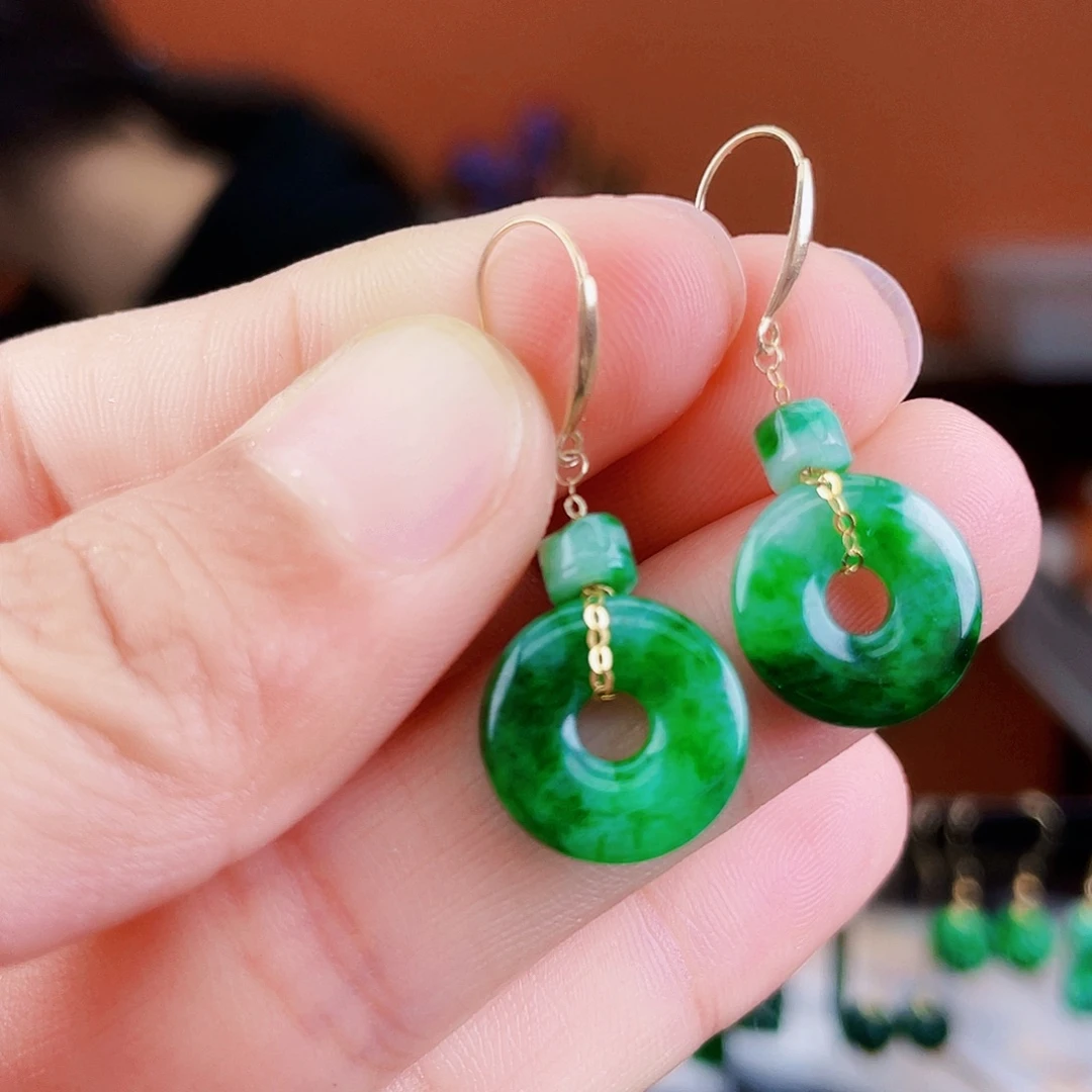 翡翠18K金镶嵌耳饰