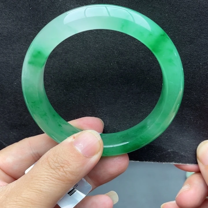 石英质玉未镶嵌手镯58.5