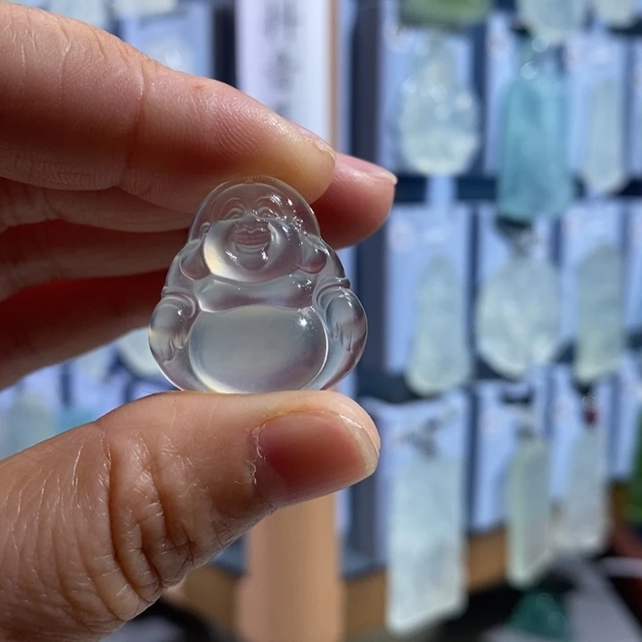 岫玉未镶嵌颈饰吊坠