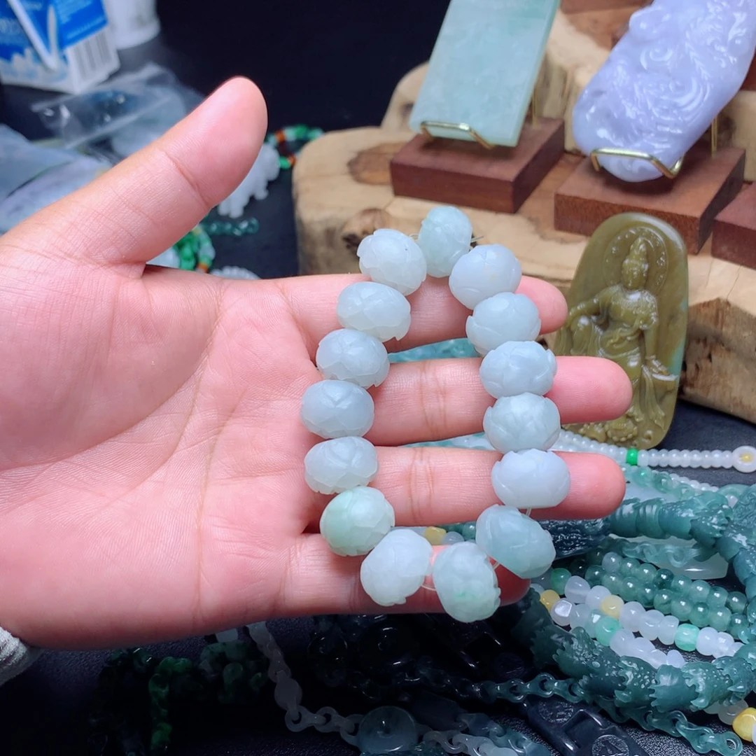 定制翡翠未镶嵌翡翠