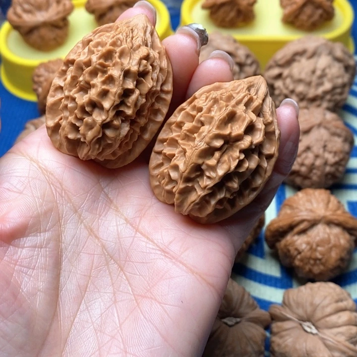 吊坠桃核招财树36