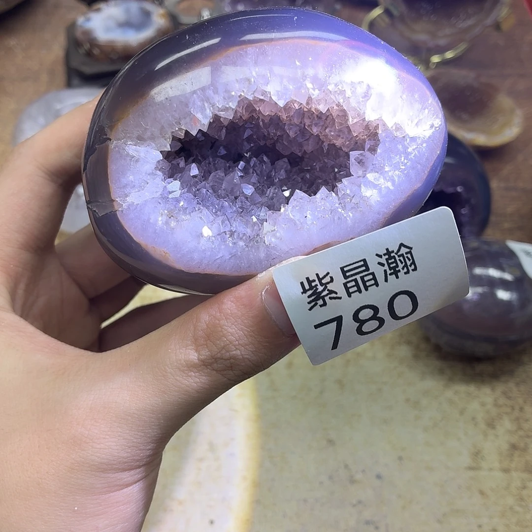 未镶嵌水晶大型摆件（非配饰）