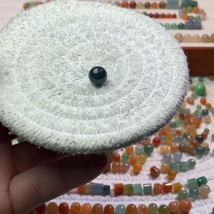 翡翠散珠未镶嵌定制翡翠卡9.8