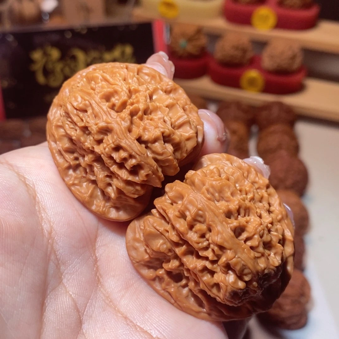 文玩核桃把件42尺南疆石