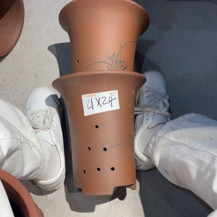 紫砂花盆紫砂的颜色