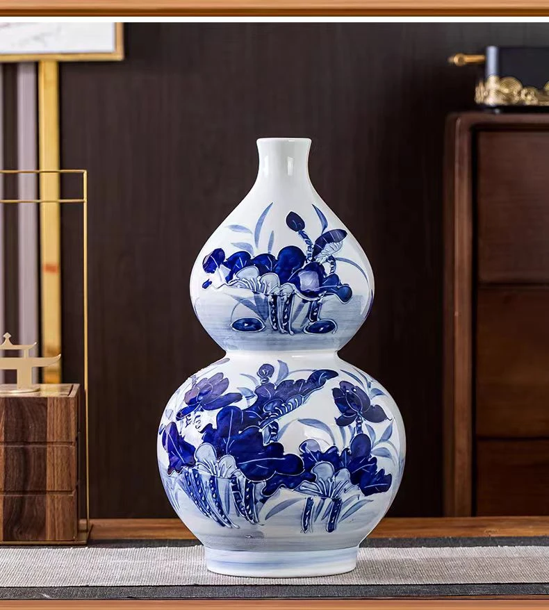 景德镇高端青花沥粉工艺葫芦瓶