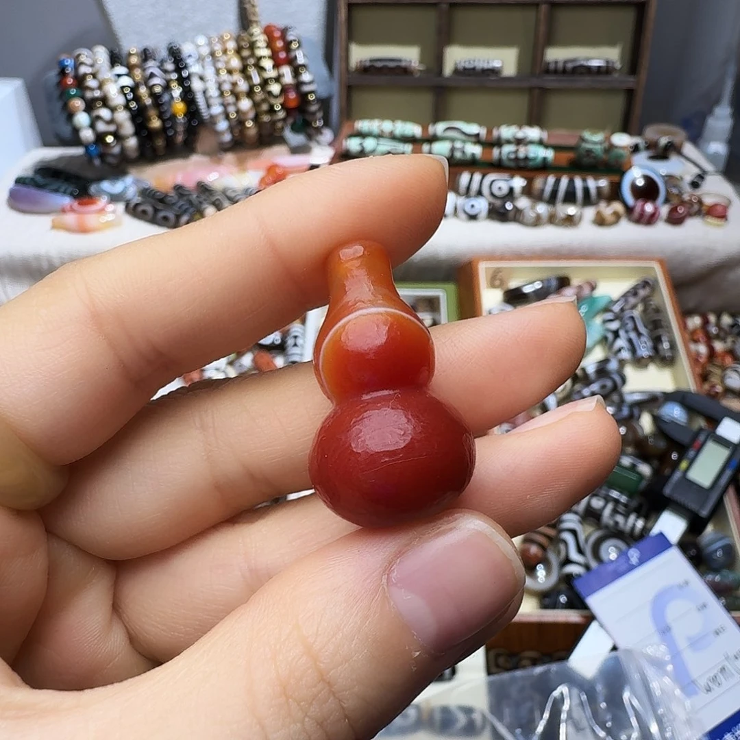 玛瑙/玉髓颈饰未镶嵌y***?