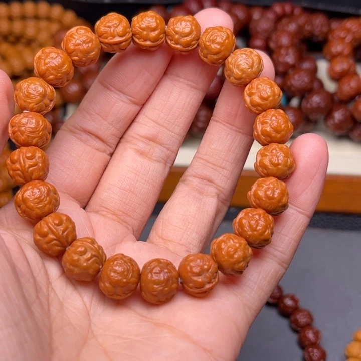 猴头核桃吊坠11尺蝉王