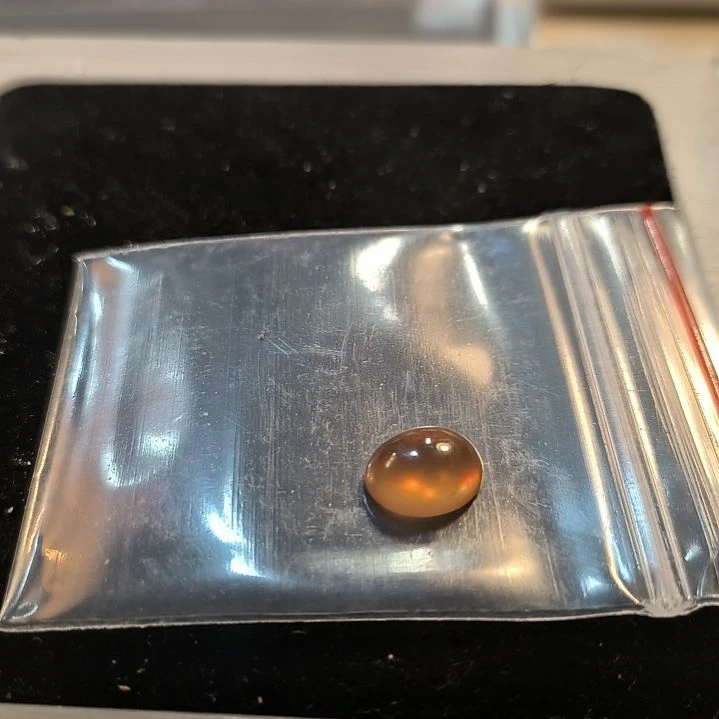 风***顺未镶嵌戒面石英岩玉