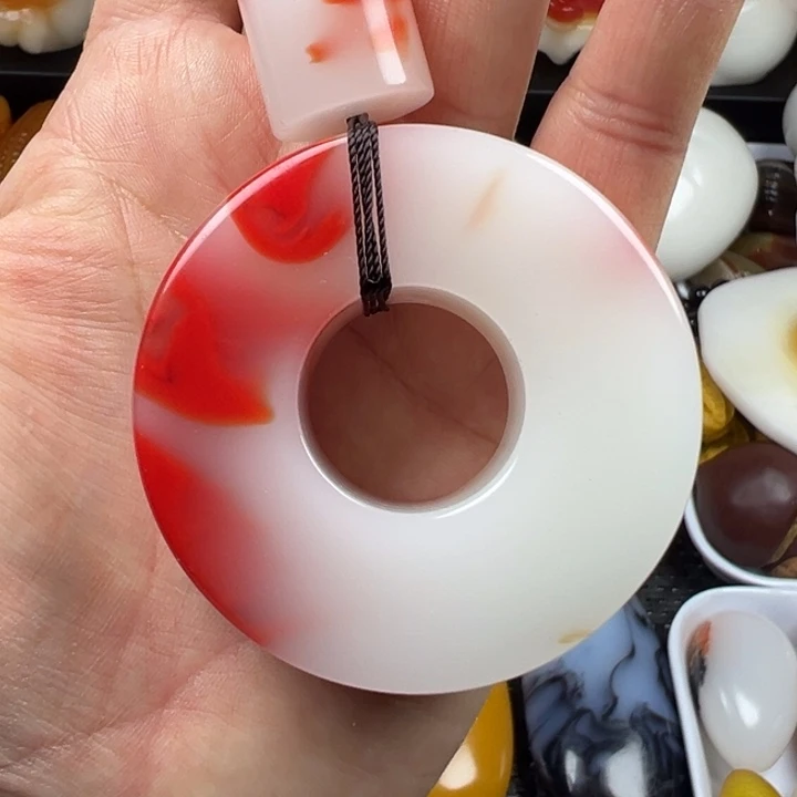 新疆戈壁五彩石金丝