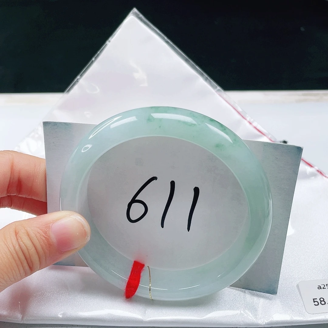 翡翠未镶嵌手镯58+正圈