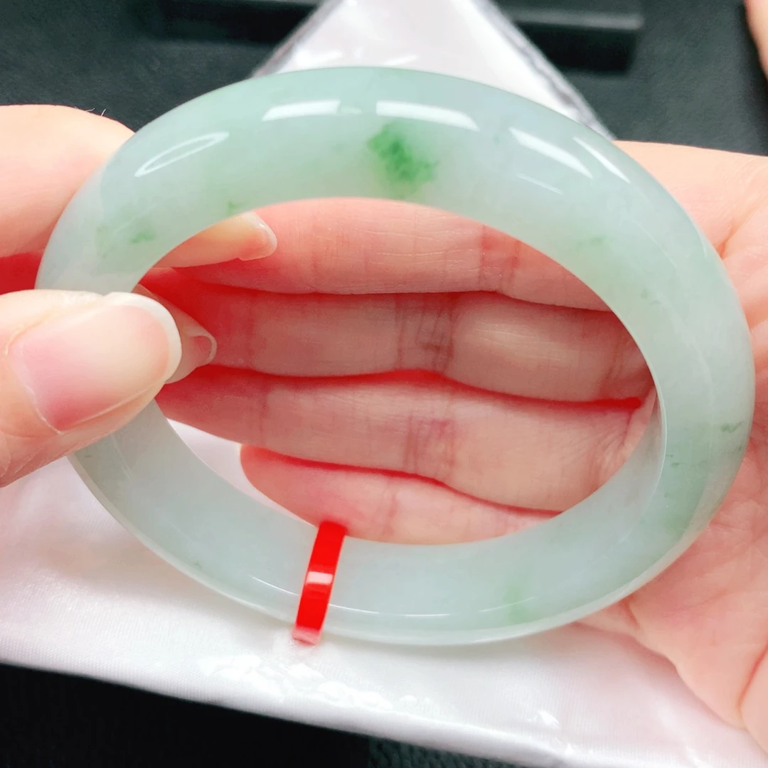 翡翠未镶嵌手镯58圈