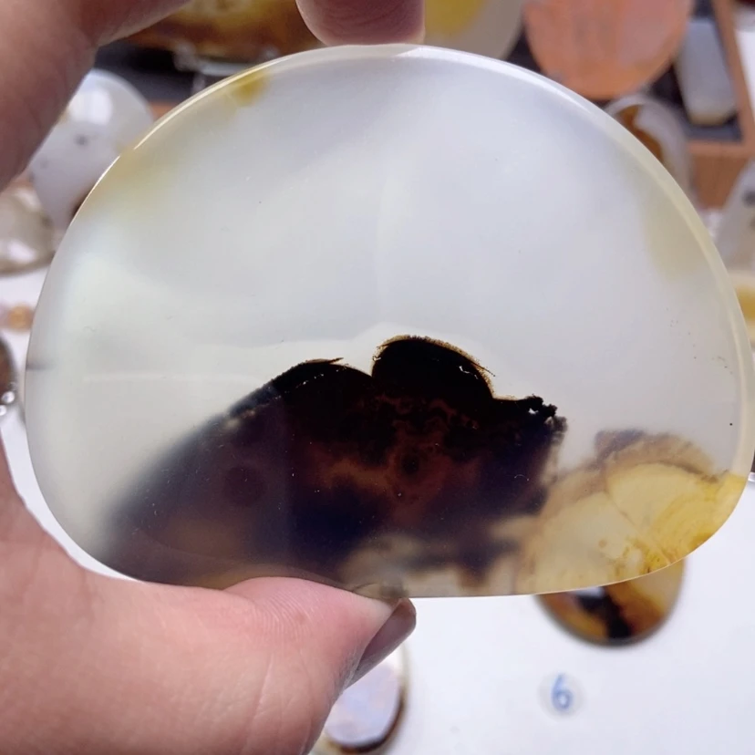 【闪购商品】玛瑙/玉髓颈饰未镶嵌田**?