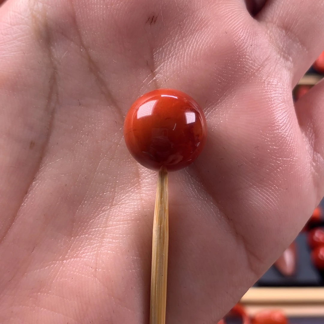 未镶嵌圆珠15m m南红玛瑙