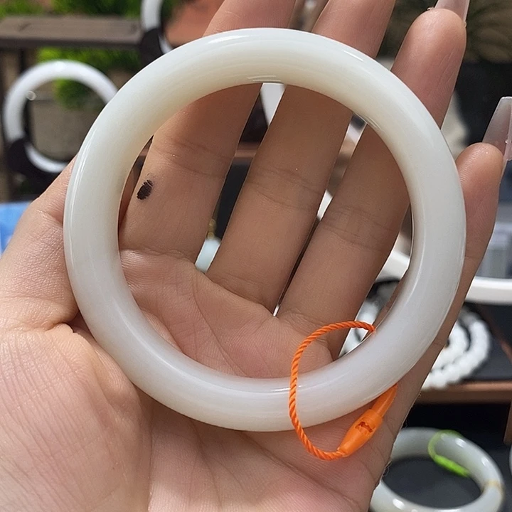 宅***葵和田玉未镶嵌手镯