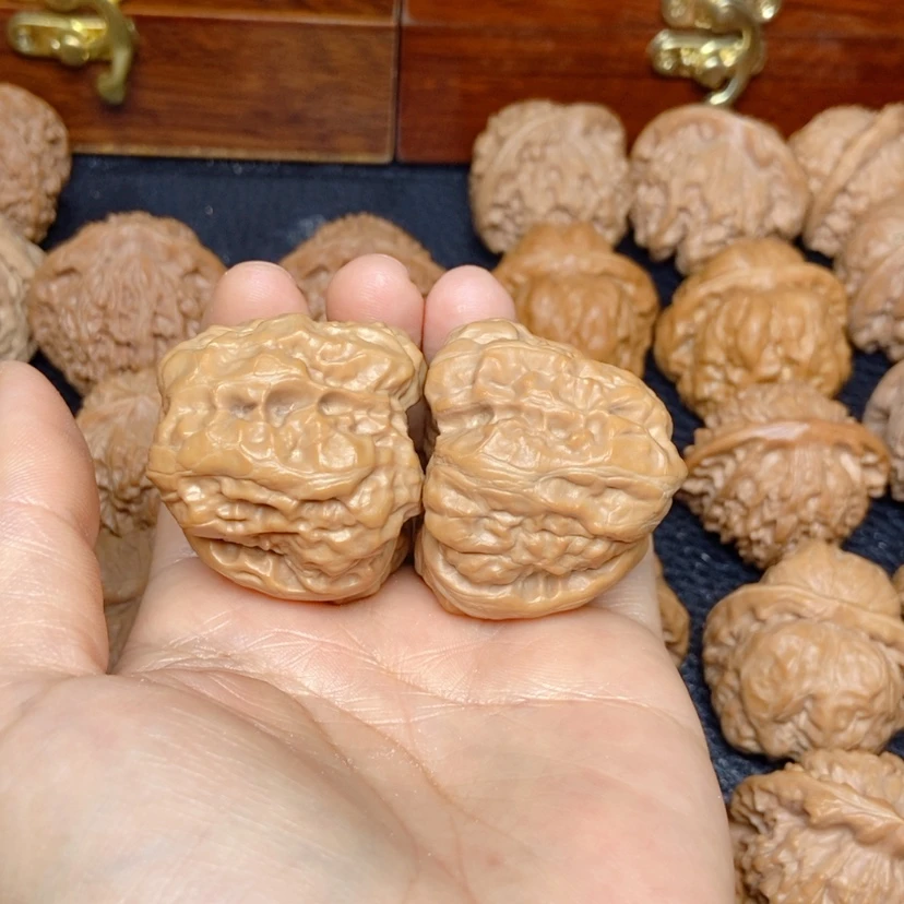 【闪购商品】文玩核桃吊坠举***?蛙蛙39