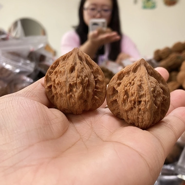 文玩核桃吊坠流星雨34+