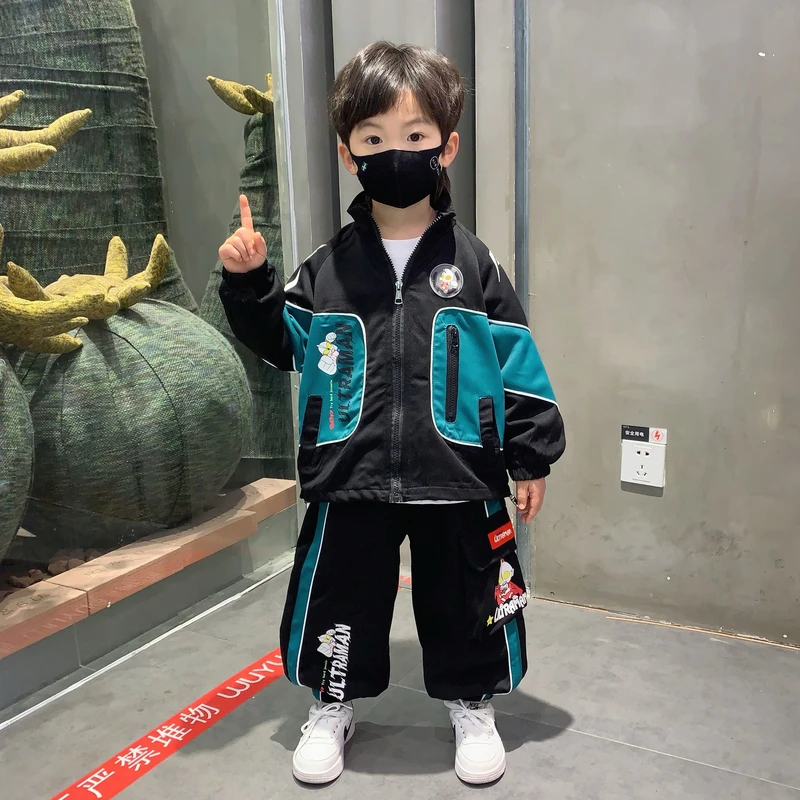 男童秋装套装风衣外套2025春秋新款儿童潮帅气时髦男宝奥特曼衣服