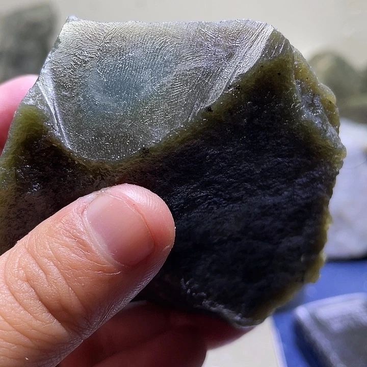 和田玉未镶嵌珠宝半成品