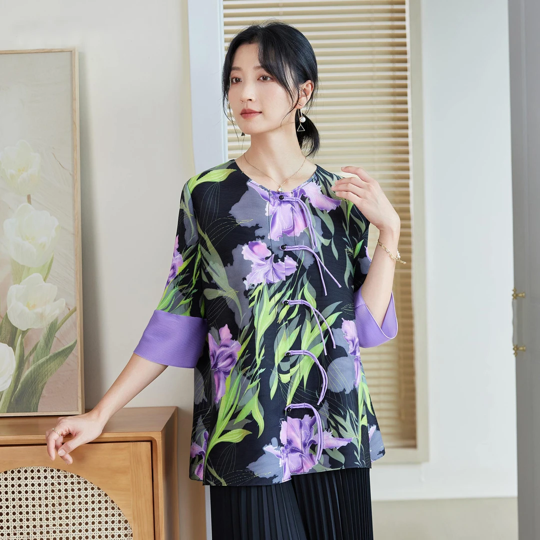 端庄气质新中式褶皱上衣女秋季复古盘扣国风印花圆领半袖宽松衬衫