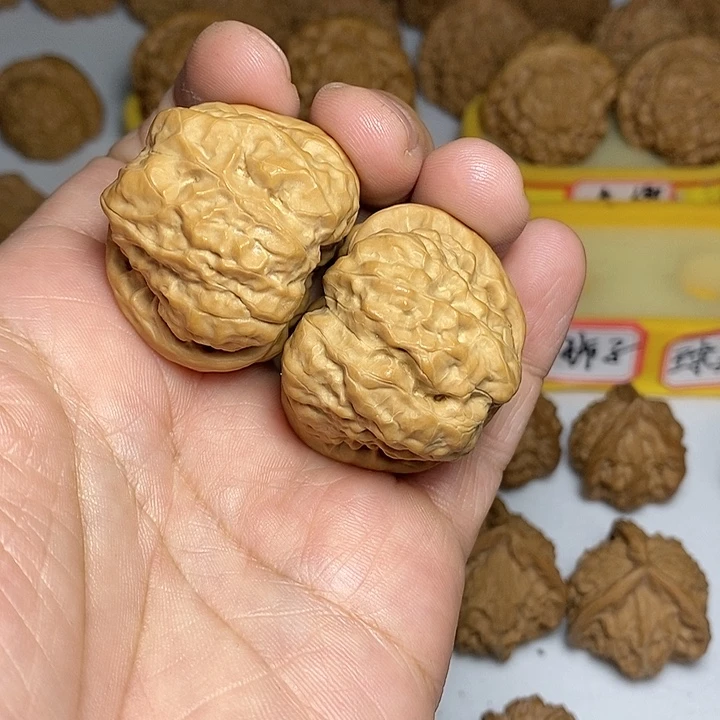 文玩核桃把件Y***Y40尺，蛤蟆头