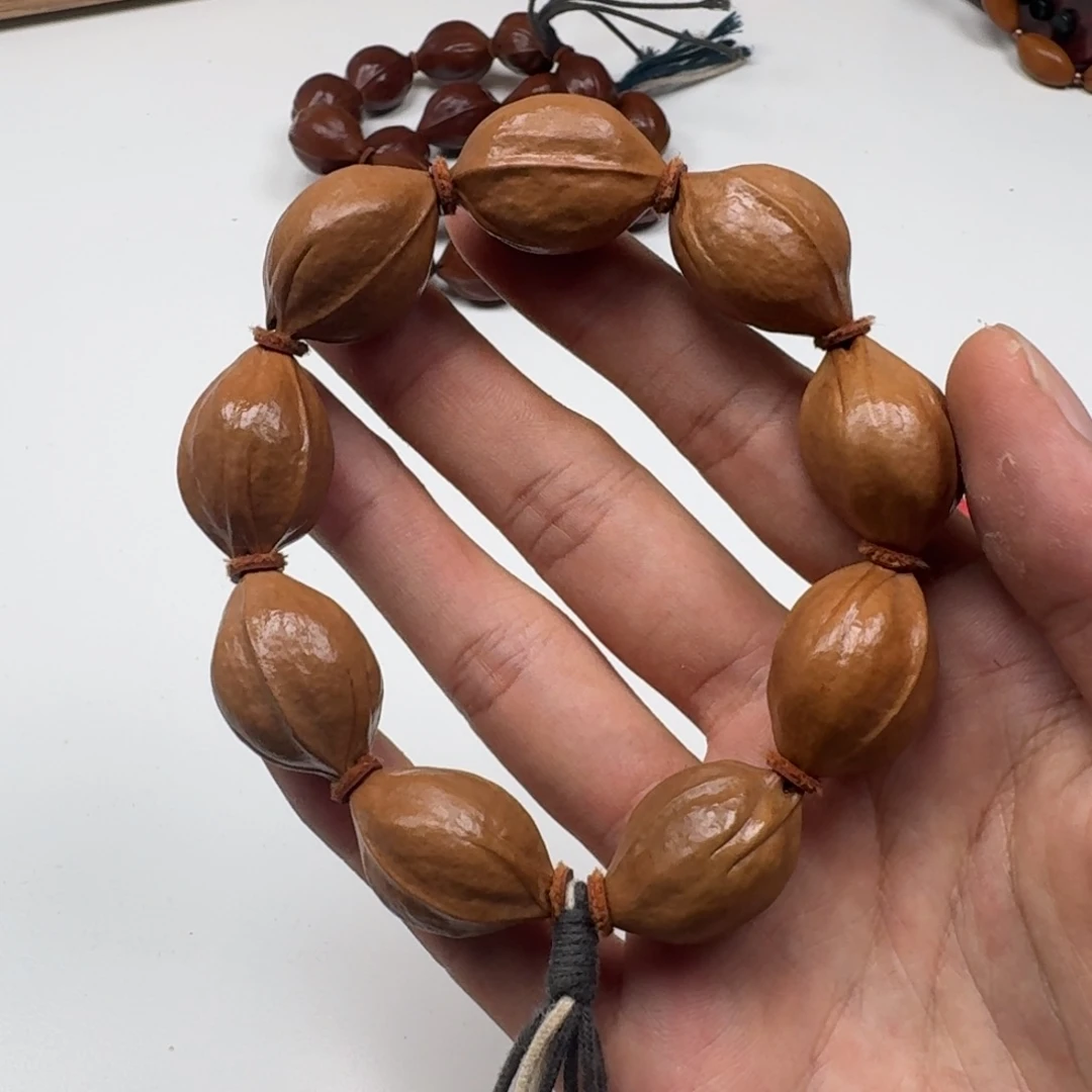 1.9*2.8精挑梅林铁核手串