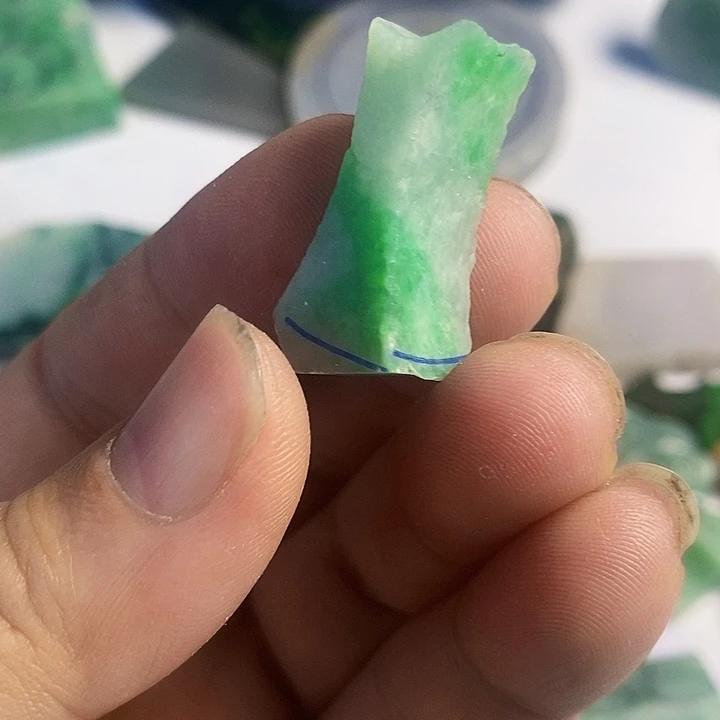 散珠翡翠天然翡翠A货挂件