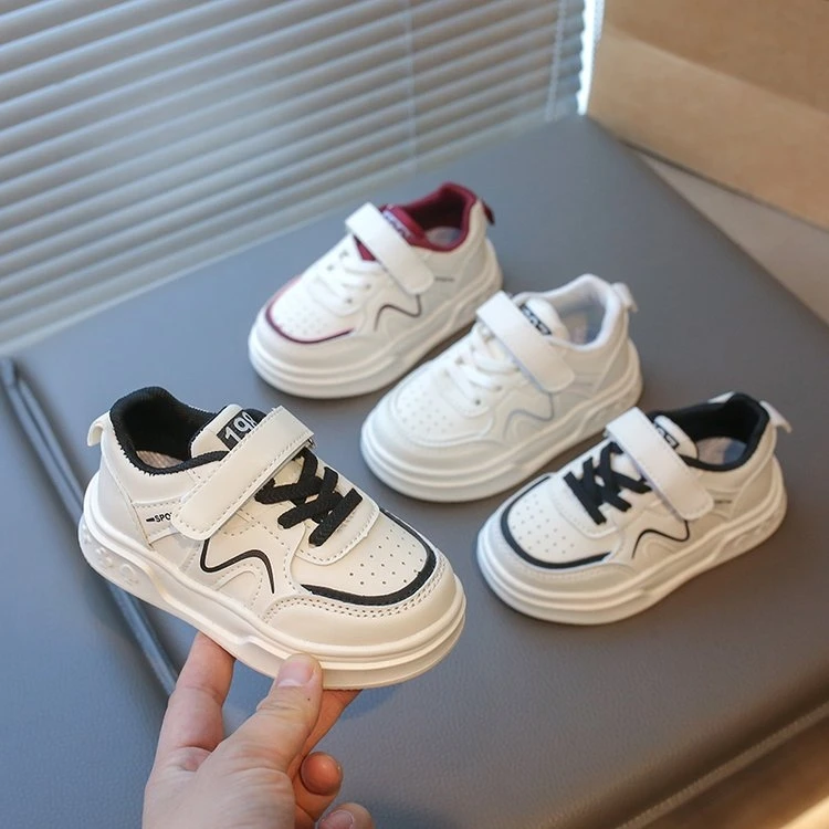 宝宝小白鞋春秋新款男童运动鞋软底轻便中小童低帮板鞋女童休闲鞋