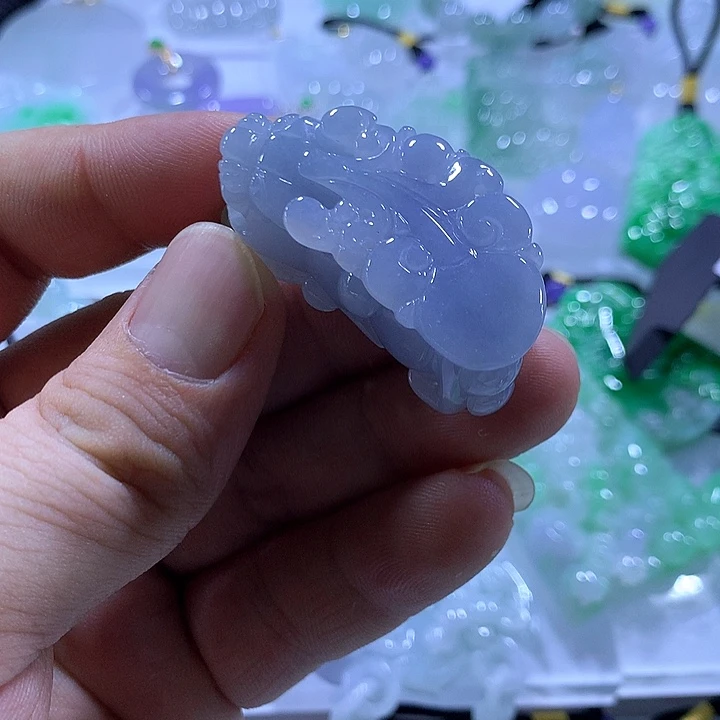 翡翠未镶嵌颈饰天然翡翠A货吊坠