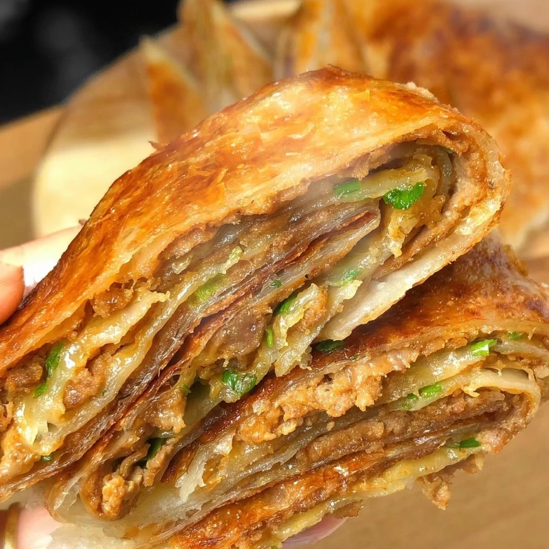 宫廷牛肉饼、爆款特色小吃，学员0差评、家用商用吃不够的味道