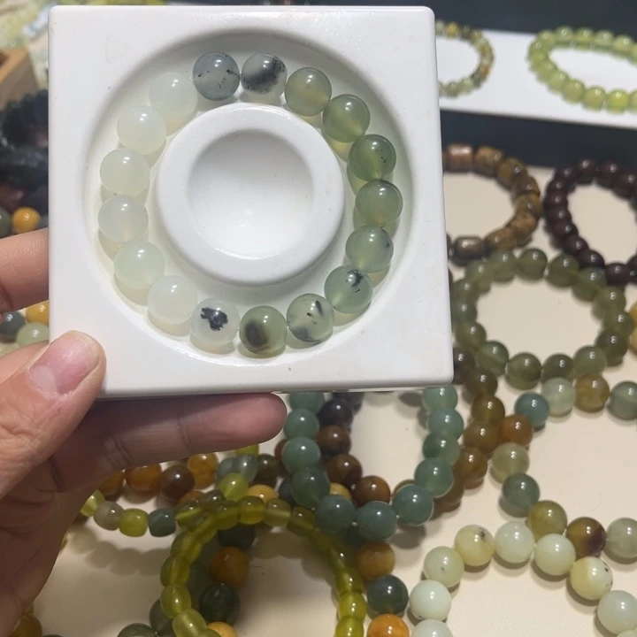蛇纹石玉未镶嵌手链卡12