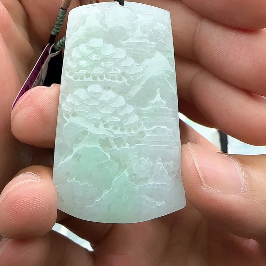 翡翠颈饰未镶嵌翡翠