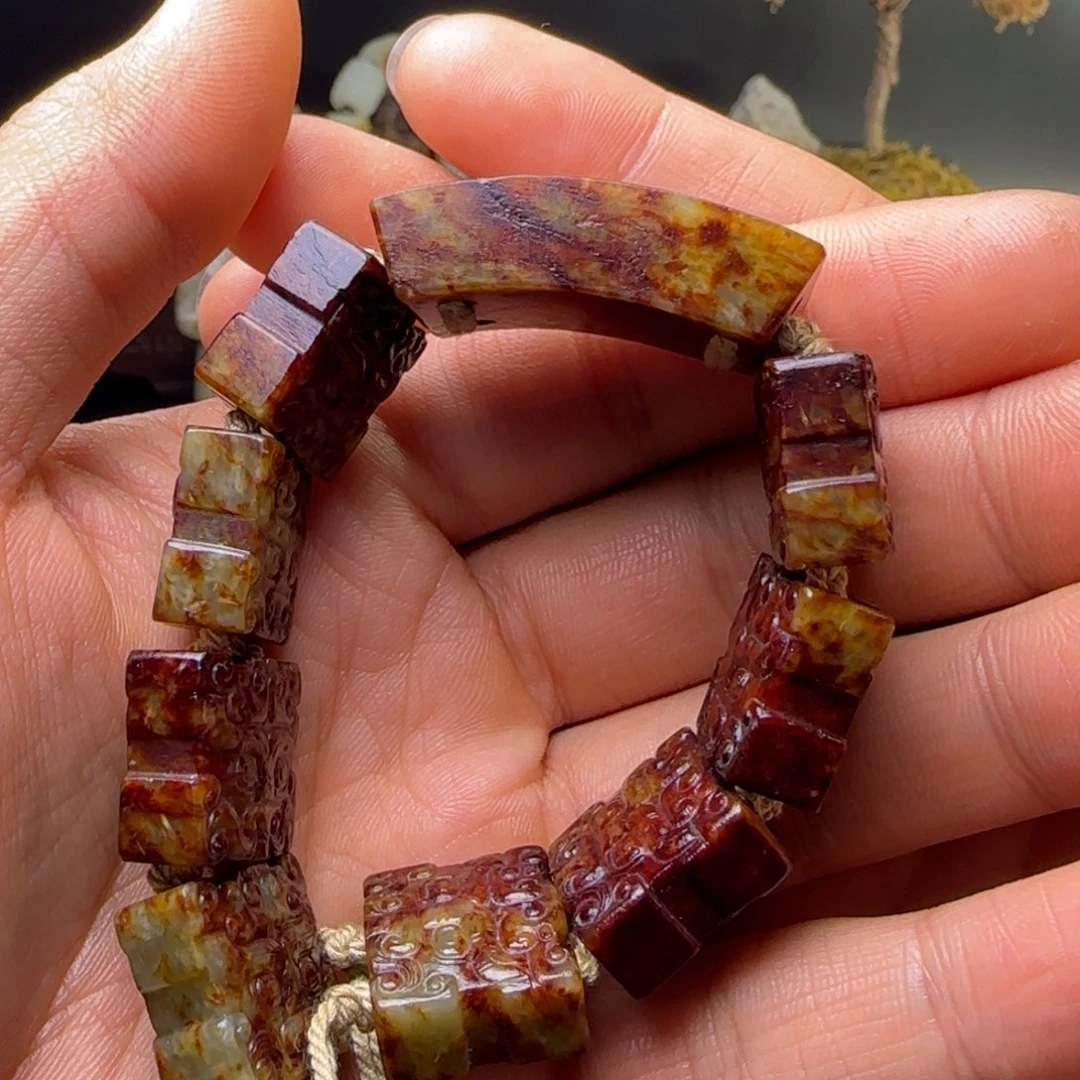 杨***歌和田玉（糖玉）未镶嵌挂件