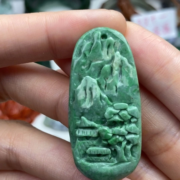 颈饰未镶嵌翡翠吊坠