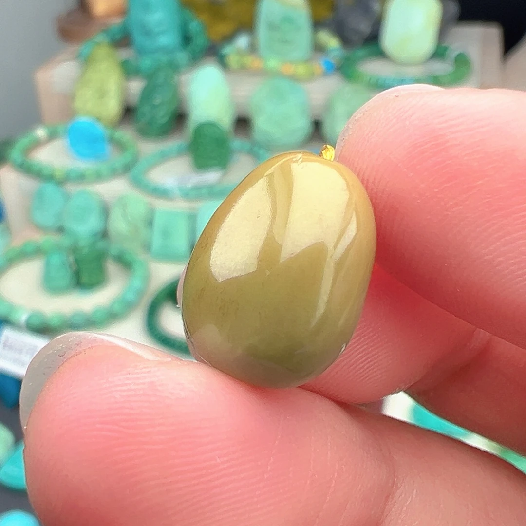 绿松石未镶嵌主播万珍