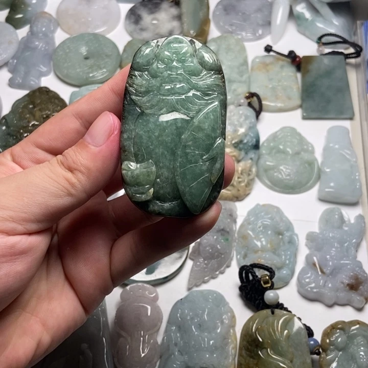 翡翠未镶嵌颈饰钟馗69