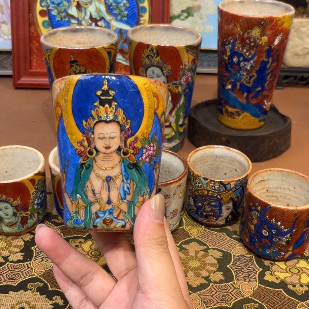 手工手绘四臂观音茶杯
