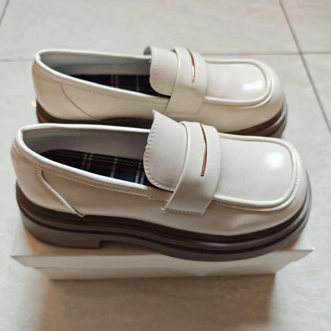 【8068】乐福鞋女学院风新款复古通勤2025英伦风春秋季软底小皮鞋