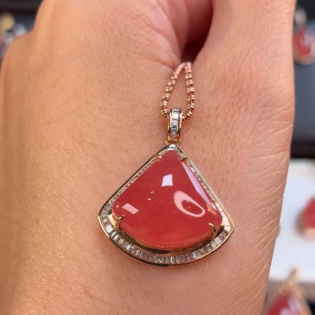 菱锰矿（红纹石）18K金镶嵌吊坠(不含链)