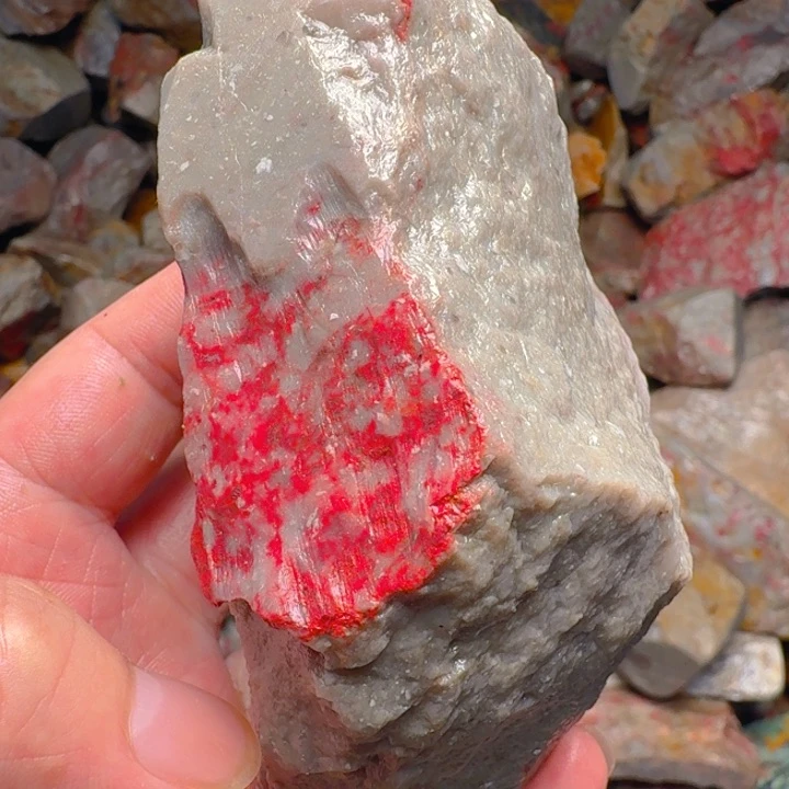 昌化石昌化鸡血石