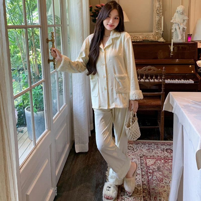 秋冬季提花海岛绒保暖家居服可外出穿女士甜美毛毛领长袖睡衣套装