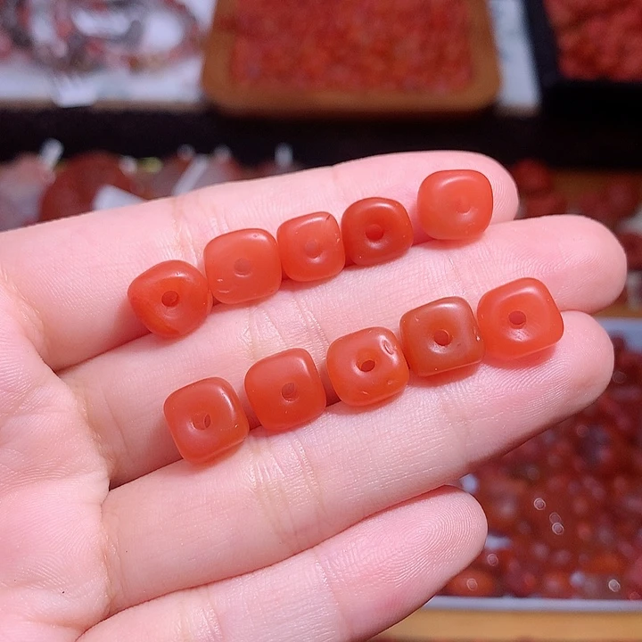 南红玛瑙未镶嵌南红藏扣1