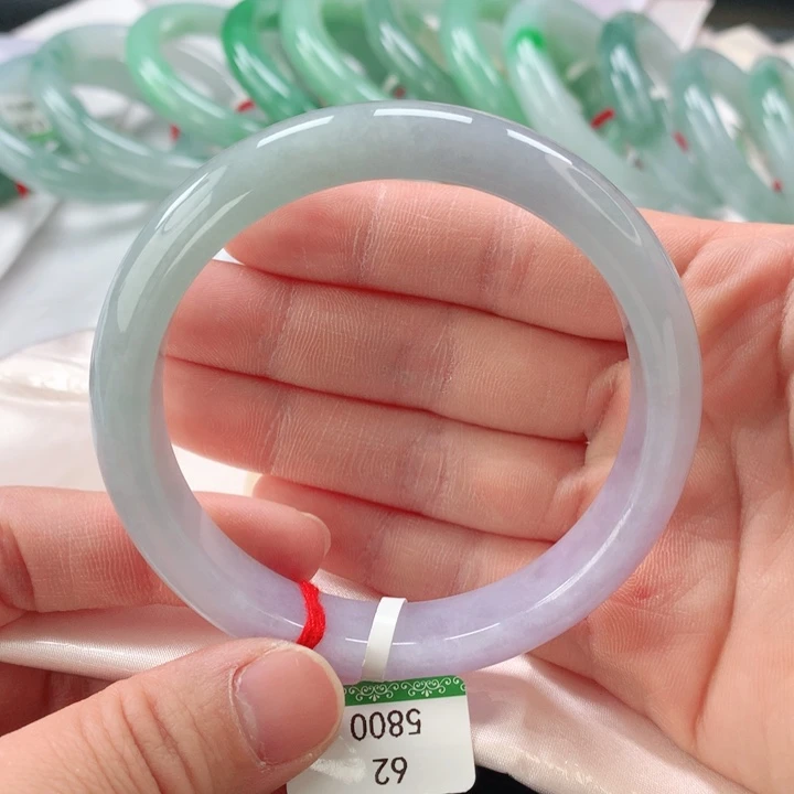 翡翠手镯未镶嵌缅甸A货翡翠手镯