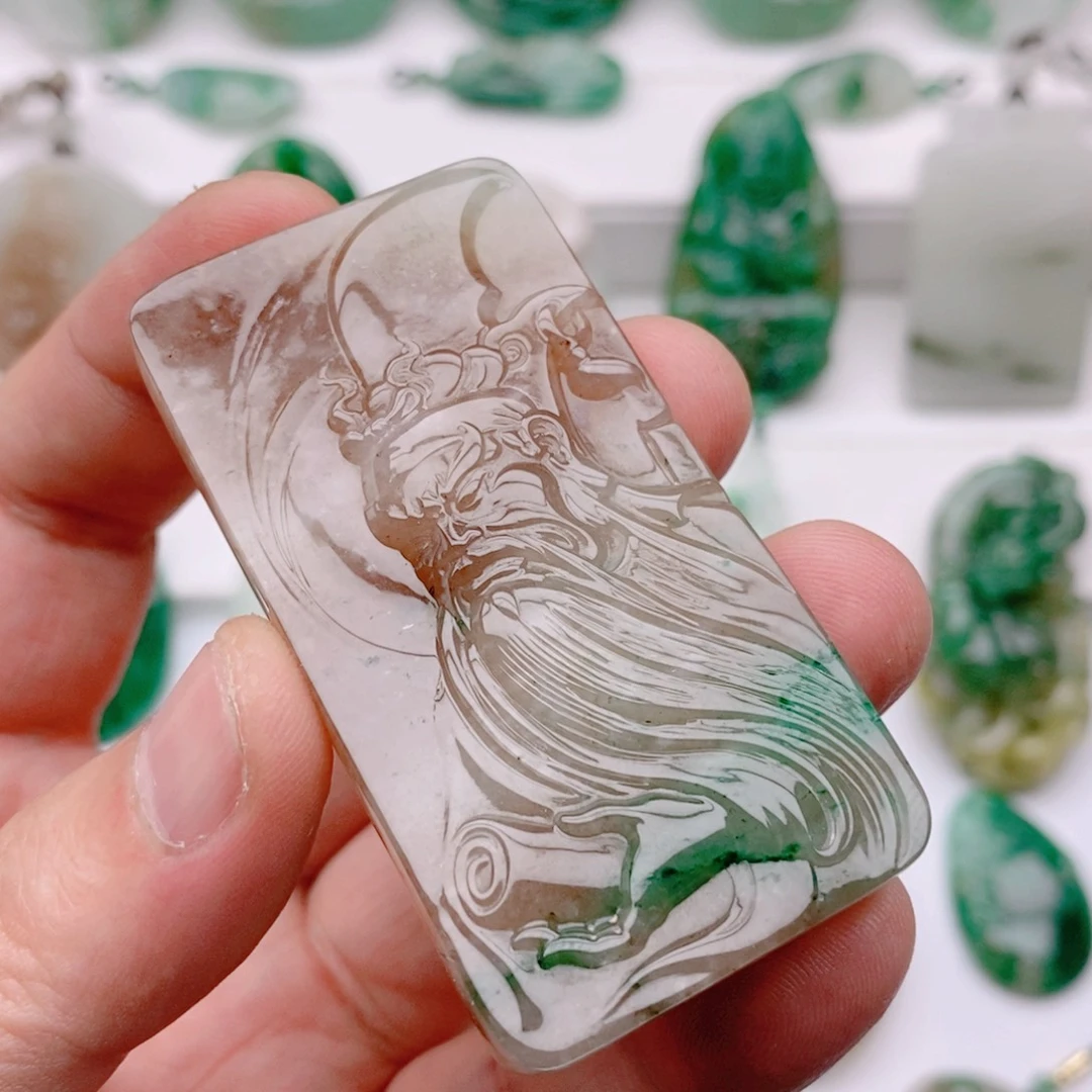 超***…独山玉未镶嵌颈饰