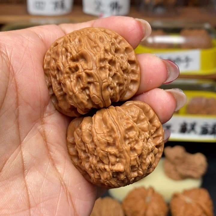 文玩核桃吊坠用****538白狮子