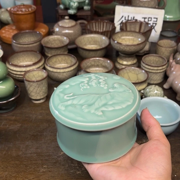 青瓷微瑕浮力特价