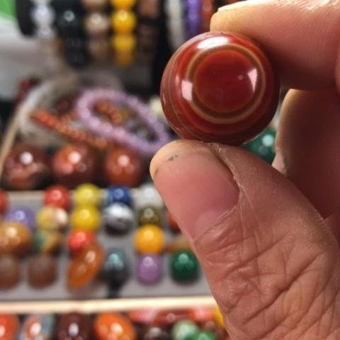 未镶嵌颈饰玛瑙/玉髓大*