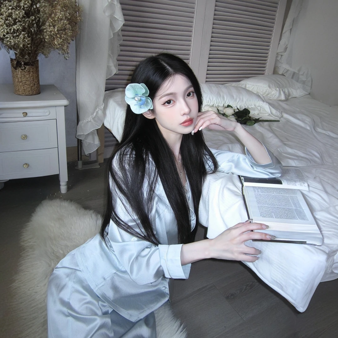2025新款冰丝绸春秋睡衣女款春秋季长袖长裤套装真丝高级感可外穿