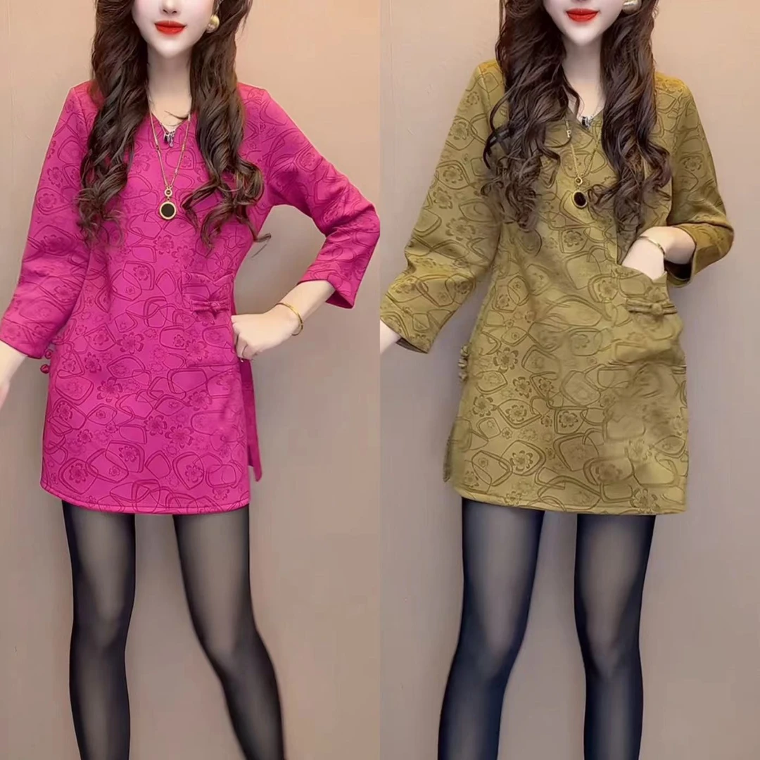 中长款显瘦复古收腰V领连衣裙