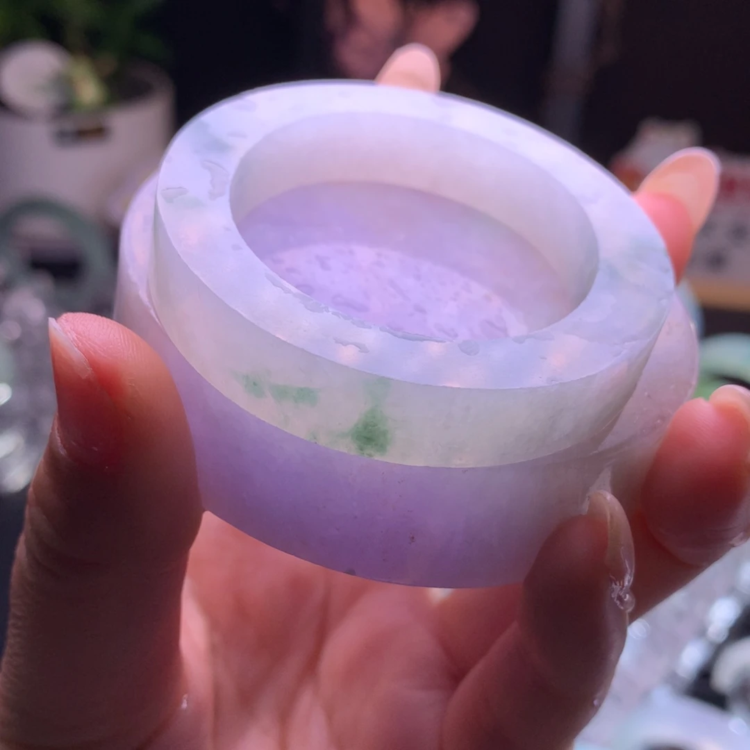 定制翡翠未镶嵌手镯